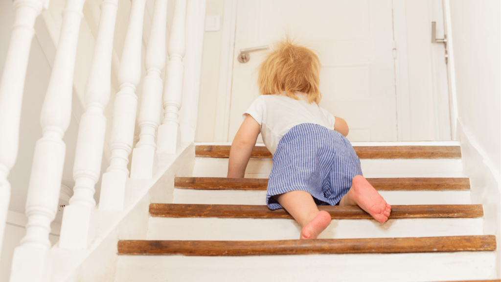 Escaliers et mezzanines : tout savoir sur les barrières de sécurité et les normes de garde-corps